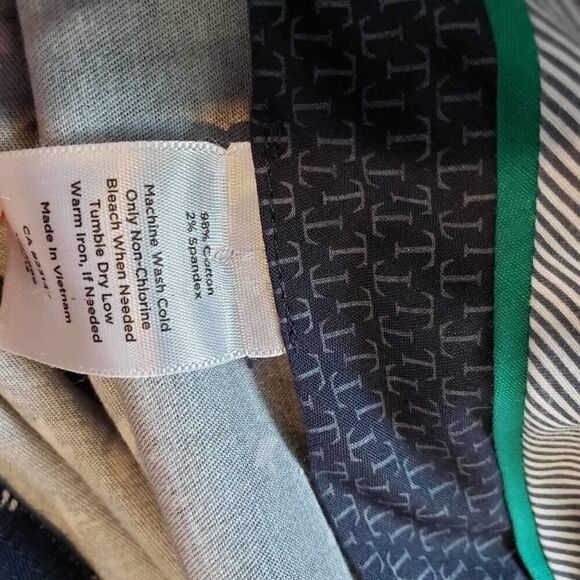 Talbots Chino Pants Women's Size 10 Signature Fit Navy Blue Bird Print - Picture 6 of 7